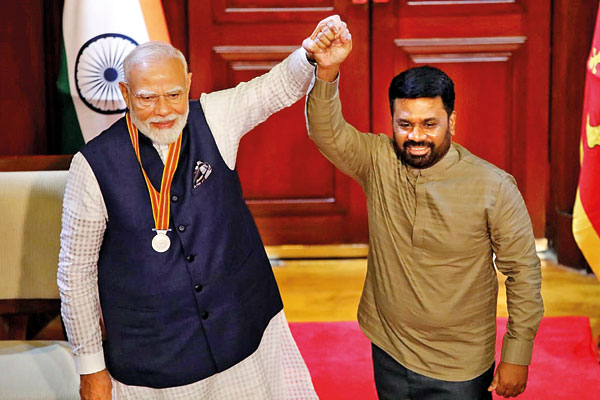 AKD-)_4-modi