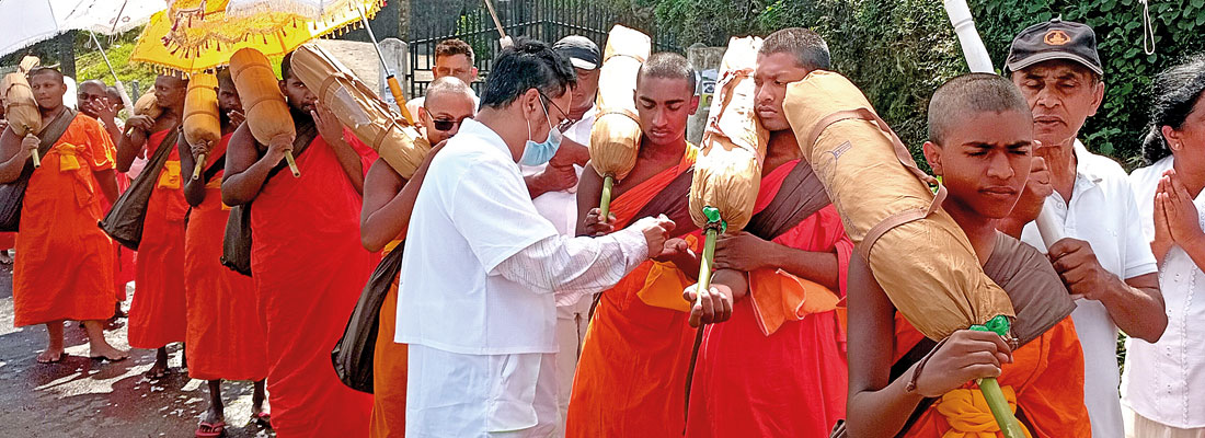 The light of Vesak falls on Nuwara Eliya