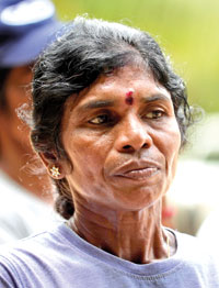 Lathaladchumi,49_20-