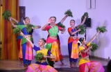 A divine dance in an apt setting A divine dance in an apt setting