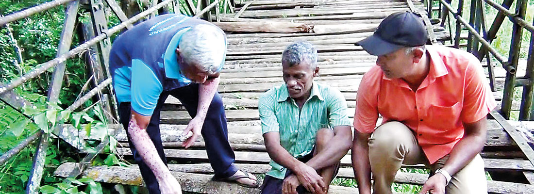 Uva Paranagama Uma Oya bridge in perilous condition