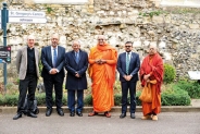 Assaji thera receives Lifetime Achievement Award by Canterbury Christ Church University