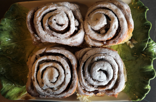 9Y1A7255-Cinnemon-Bun_P3