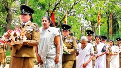 Country remembers its heroes